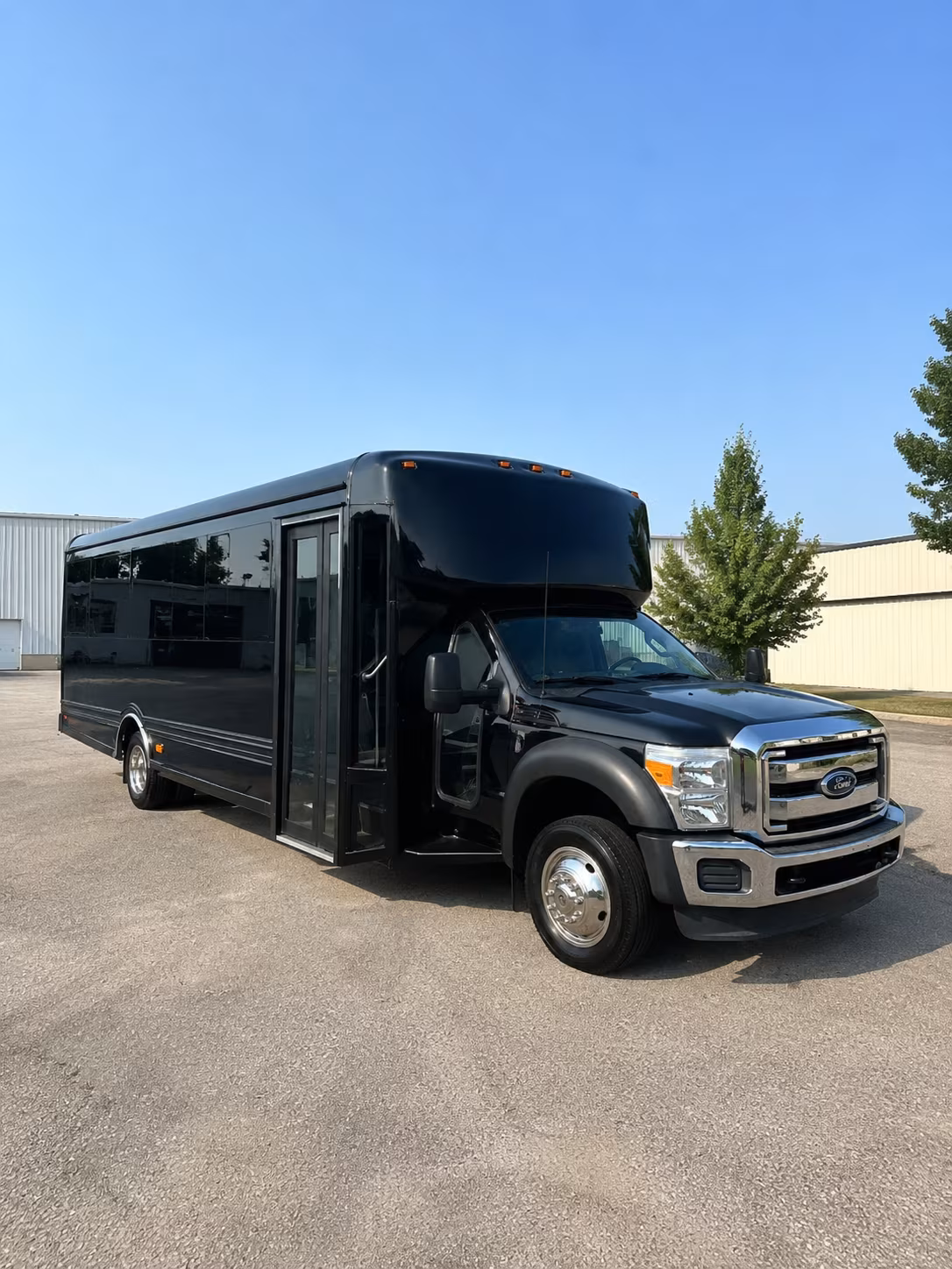 prom night party buses serving venues across north atlanta and cherokee county