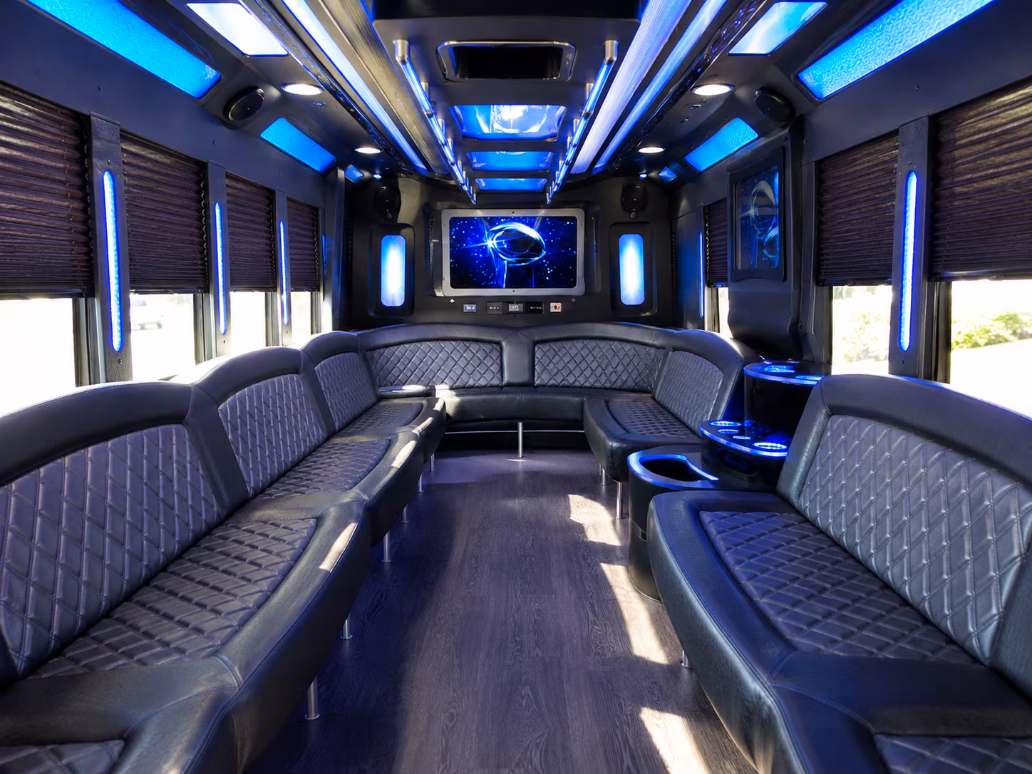 roswell 28 passenger party bus inside